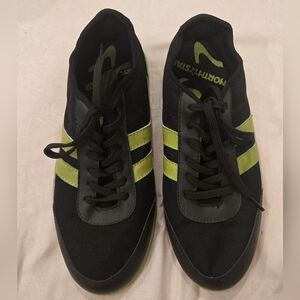 Black and Green Athletic‎ Shoes with Dynamic Design